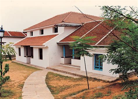 DakshinaChitra - A glimpse of traditional homes from South India | Village house design ...