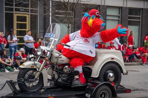 Cincinnati Reds Opening Day 2024 Parade - Harrie Chelsey