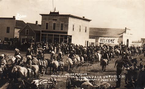 Parade in Dupree, SD, c.1910 | Carlisle Indian School Digital Resource ...