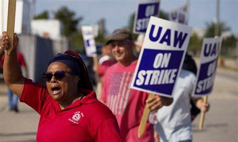 UAW strike could erase gains, head of Europe supplier group says ...