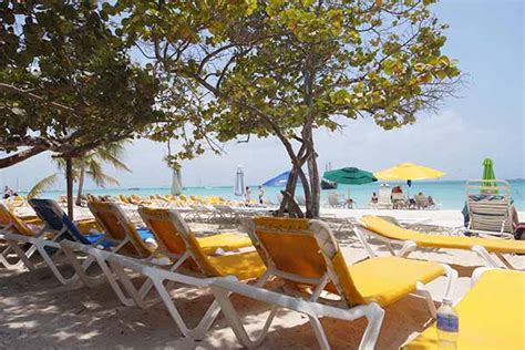 Moomba Beach Aruba >> Aruba Travel Guide >>