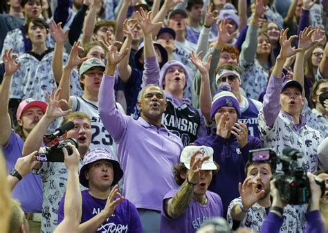 Kansas State men's basketball coach Jerome Tang signs extension