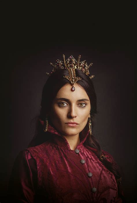 The Magnificent Century Kösem - Halime Sultan | Belle photo, Robe de bal, Bal de fin d'année