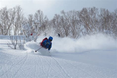 Skiing Japan Hokkaido – Pathfinder Travels