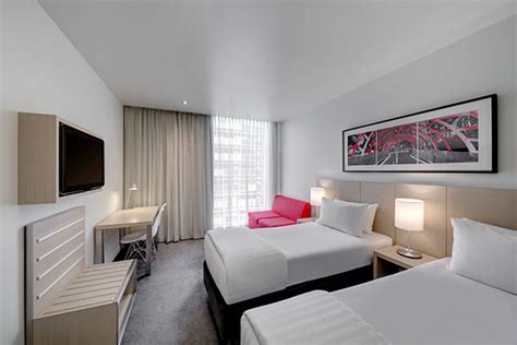 Travelodge Hotel Melbourne Docklands | Melbourne CBD Accommodation