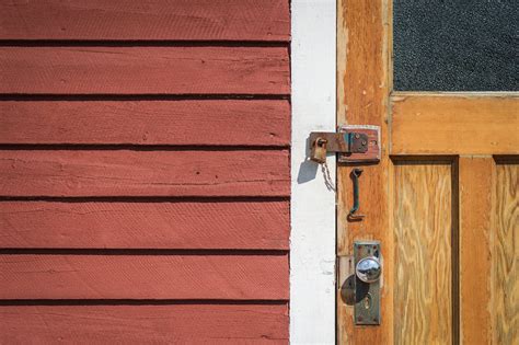 Close Up of Door Lock in Wooden Building · Free Stock Photo