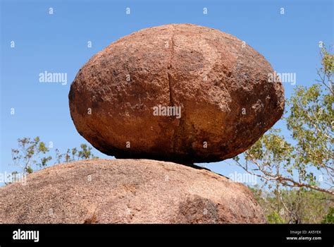 Egg Shaped Rock Stock Photos & Egg Shaped Rock Stock Images - Alamy