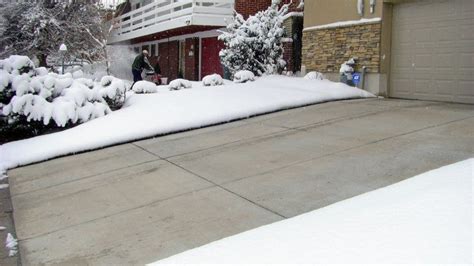 Best Ice Melt for Concrete Driveways & Walkways | Angie's List Cleaning Concrete Driveway, Clean ...