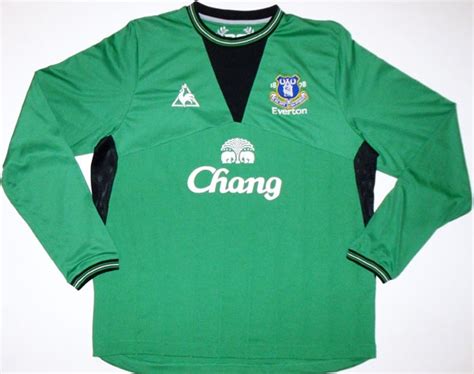 Everton Goalkeeper football shirt 2009 - 2010. Sponsored by Chang