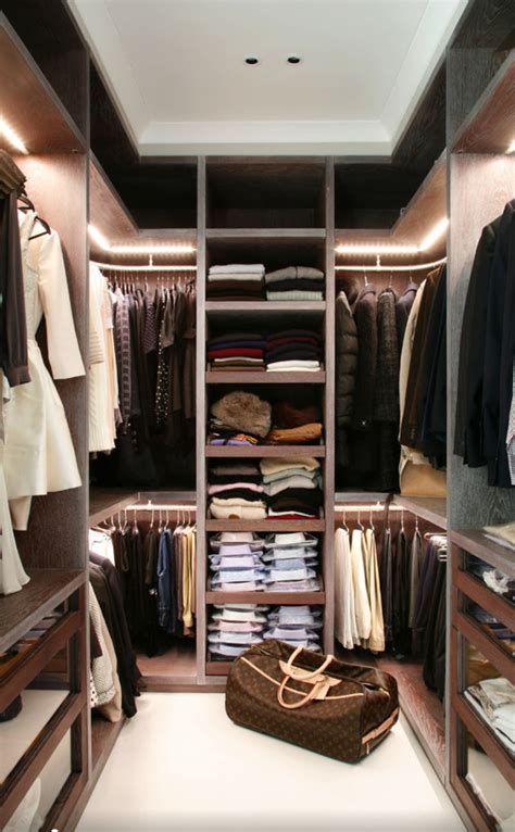 small dressing room - Google Search | Closet designs, Walk in closet ...