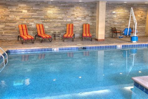 Hilton Garden Inn Gatlinburg Pool: Pictures & Reviews - Tripadvisor