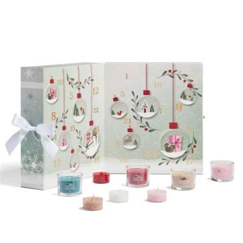 Yankee Candle Christmas 2022 Advent Calendar Book | Funky Hampers