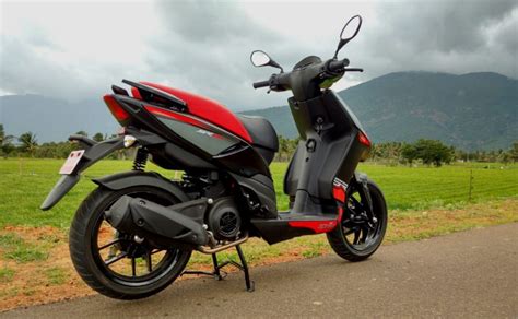 Aprilia SR 150 Launched In India; Priced At Rs. 65,000 - NDTV CarAndBike