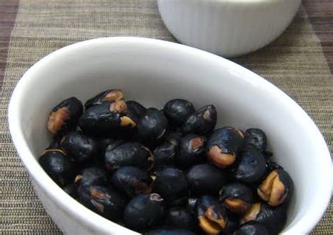 How To Roast Black Soybeans & Make Black Soybean Tea Recipe by cookpad ...