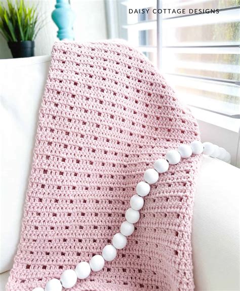 Easy Crochet Baby Blanket Pattern (Perfect For Beginners) - Daisy ...