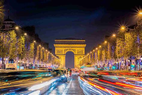 Guide Complet de Paris la Nuit | ParisTouristInformation.fr