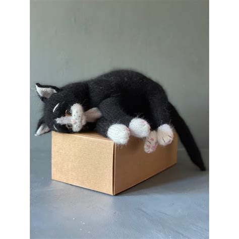 Knitted toy realistic cat to order - Inspire Uplift