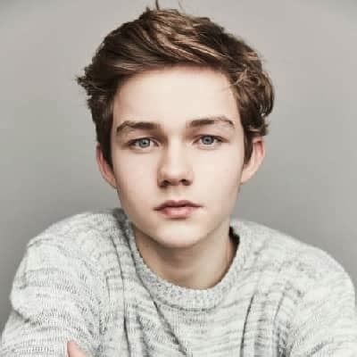 Levi Miller - Age, Net Worth, Height, Bio, Career, Single