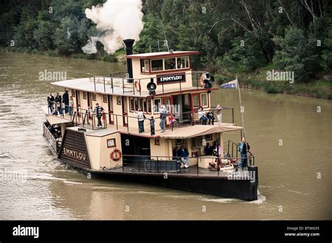 The Emmylou paddle steamer. Echuca on the Murray River. Australia Stock ...