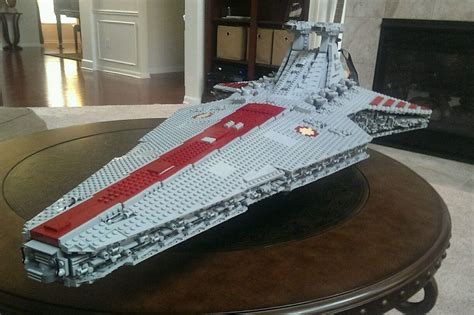 Lego Ucs Venator 2024 - Benni Catrina