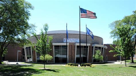 Berkley schools get first school resource officer in city partnership