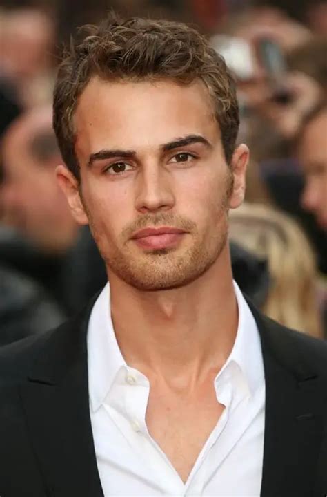 Theo James Age, Weight, Height, Measurements - Celebrity Sizes