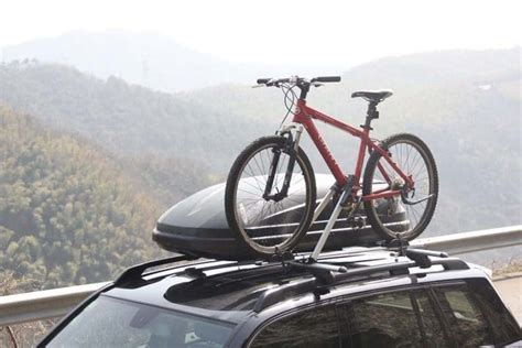 How To Install a Bike Rack on Your SUV - Cars Fellow