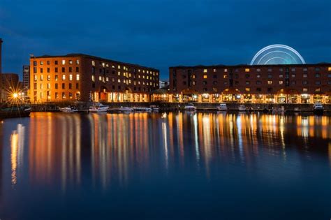 Royal Albert Dock architecture at dusk – Pete Carr Photo