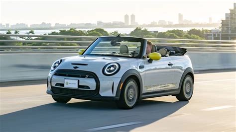 1 Key Reason Why Electric Convertible Cars Aren't Available