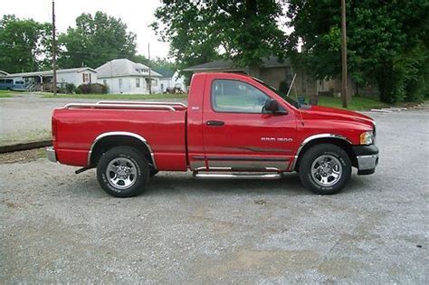 Purchase used 2002 dodge ram 1500 slt 4.7 in Eldorado, Illinois, United States, for US $5,500.00