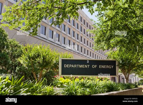 Energy department headquarters hi-res stock photography and images - Alamy