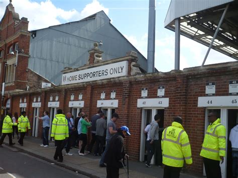 Craven Cottage Stadium, London | Stadium, Football club, Cottage