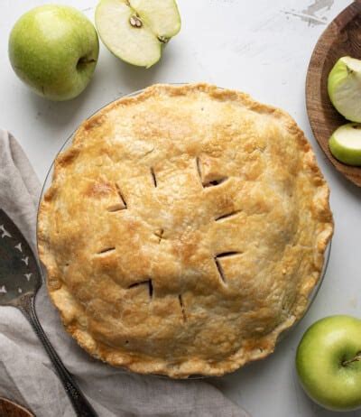 Bourbon Apple Pie - i am baker