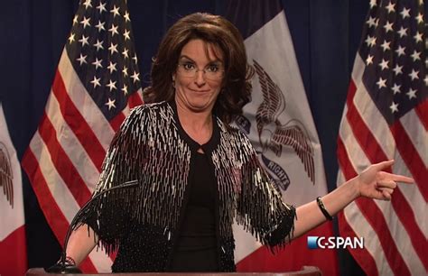 VIDEO: Tina Fey Returns As Sarah Palin On 'SNL'