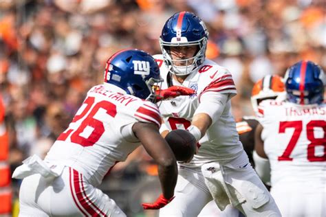 Devin Singletary Fantasy Hub: Week 9 Injury Update, Start/Sit Advice, Projections, and More