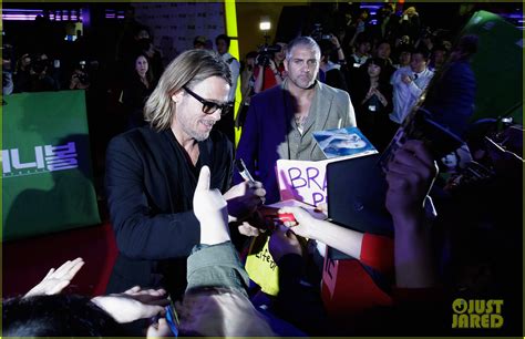 Brad Pitt: 'Moneyball' Premiere in South Korea!: Photo 2600615 | Brad ...