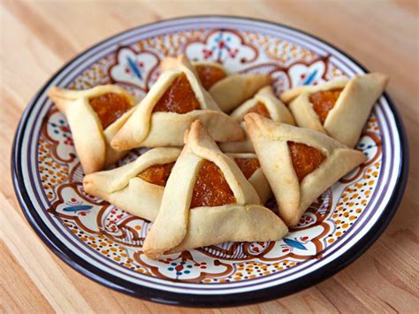 Dairy Free Hamantaschen- Easy Pareve Hamantaschen Recipe | Hamantaschen recipe, Kosher recipes ...