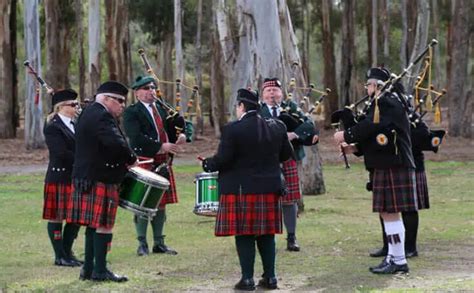 Learn About Scottish Heritage Day! - Dandy Show