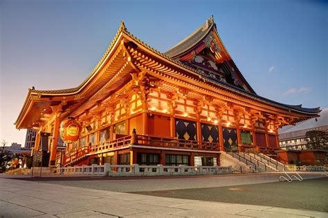 Sensoji temple in Asakusa | Tokyo travel guide, Tokyo japan travel, Japan travel guide