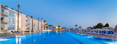 Globales Playa Estepona - Estepona Hotels in Costa del Sol | Mercury ...