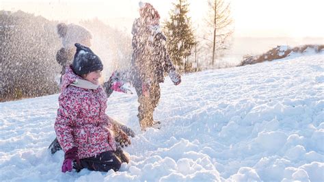 Snow Play, Activities