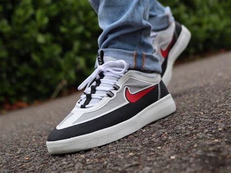 Nike SB Nyjah Free 2 Spiridon Black/Metallic Silver-Sport Red - FavSole.com