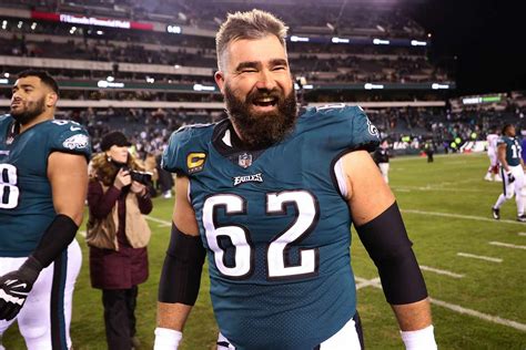 Eagles Post Emotional Tribute Video for Jason Kelce After He Retires