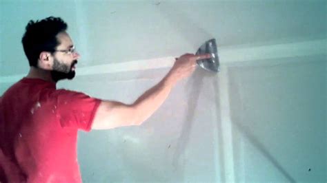 How To Apply Drywall Tape - YouTube