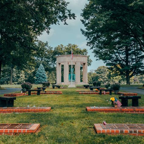 Grave Markers - George Washington Memorial Park