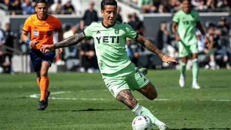 Top goal scorer Driussi signs new deal with Austin FC