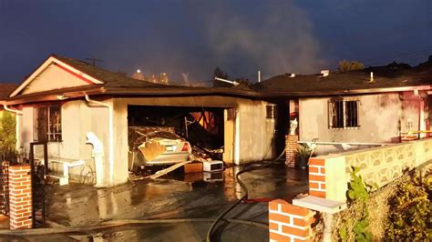 Gas Line Rupture Leads to Blaze at Oxnard Home; Residents Displaced | KTLA