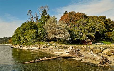 Des Moines Beach Park | Beach, Evergreen state, Park