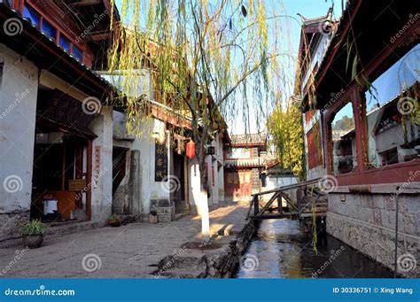 Old Town of Lijiang editorial photo. Image of asia, nature - 30336751