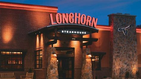 A Snowstorm Saved LongHorn Steakhouse. Here's How